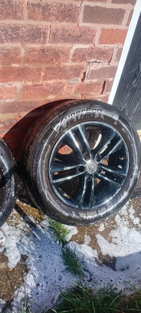 NISSAN QASHQAI J10 ALLOYS 17 INCH X4 NEARLY NEW MATCHING TYRES 150 NO OFFERS