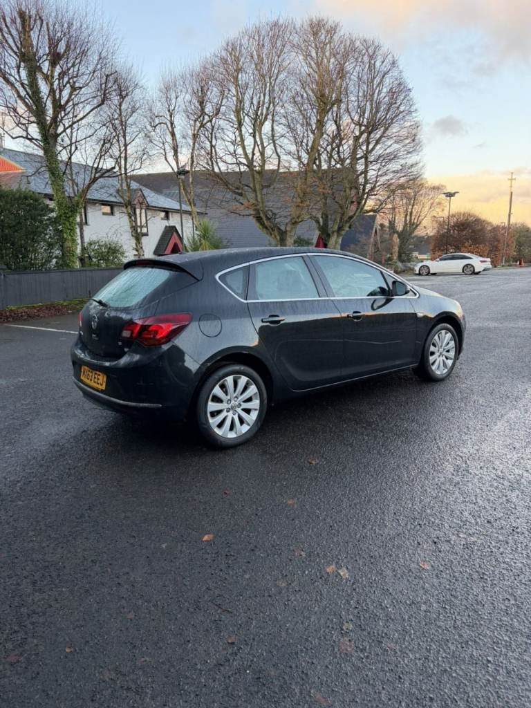 Vauxhall, ASTRA, Hatchback, 2014, Manual, 1598 (cc), 5 doors