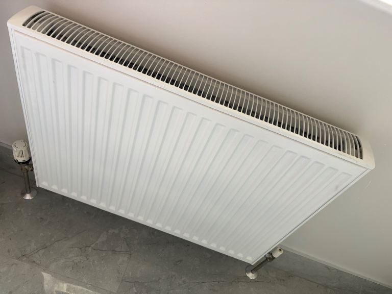 Stelrad Compact K2 Double Panel Radiator 600mm x 800mm 143786 RRP £161