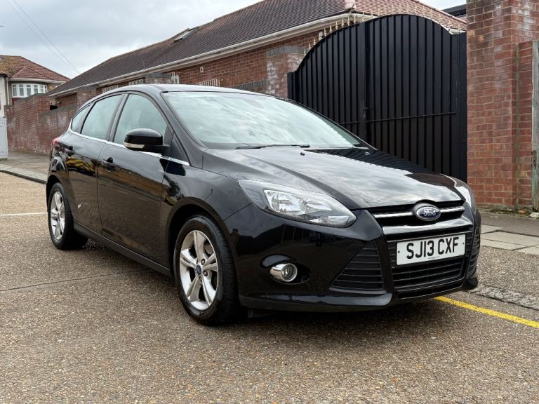 Ford Focus 1.0T EcoBoost Zetec Manual Euro 5 2013 (s/s) 5dr