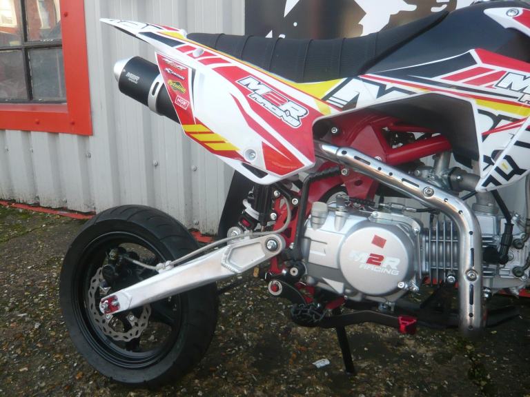 M2R 140 SUPERMOTO OFF ROAD PIT BIKE KIDS MX DIRT TRACK RACE SPORTS R STOMP 125 S