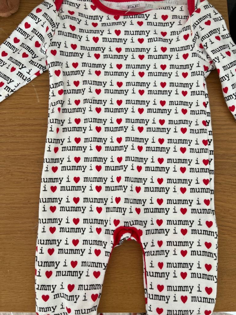 Baby clothes 