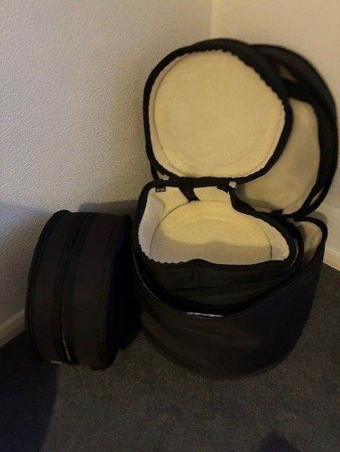 Gretsch Catalina drum kit drums in piano black lacquer