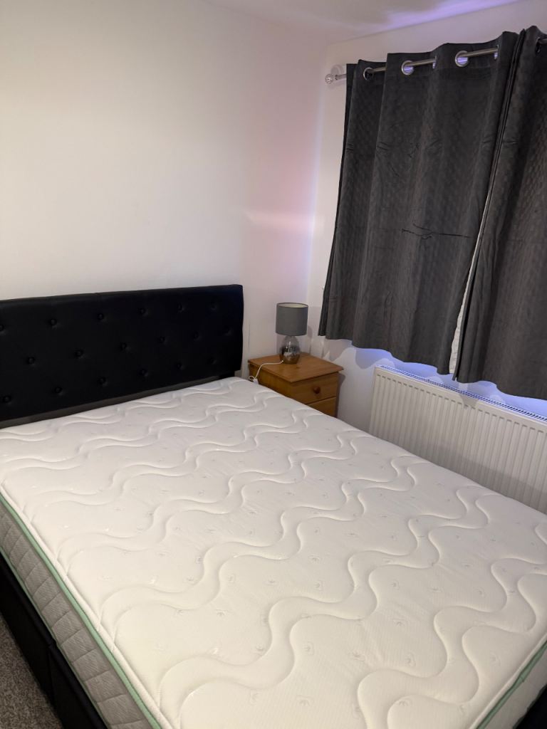 Room in shared accommodation 