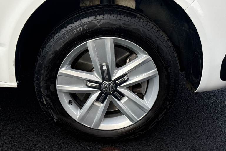 2024 Volkswagen Transporter 2.0 TDI 150 Highline Kombi Van DSG WINDOW VAN DIESEL Automatic
