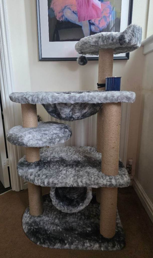 Pets at Home "Smudge" Multi-Level Cat Tree – Like New