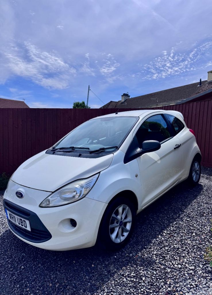 Ford, KA, Hatchback, 2011, Manual, 1242 (cc), 3 doors