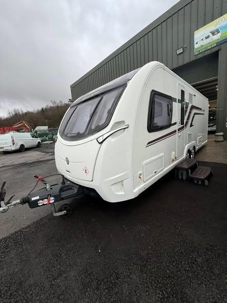 2017 SWIFT ELEGANCE 645 - 4 BERTH CARAVAN 