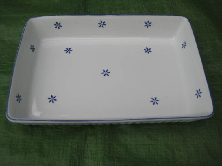 Stoneware Dish for £8.00