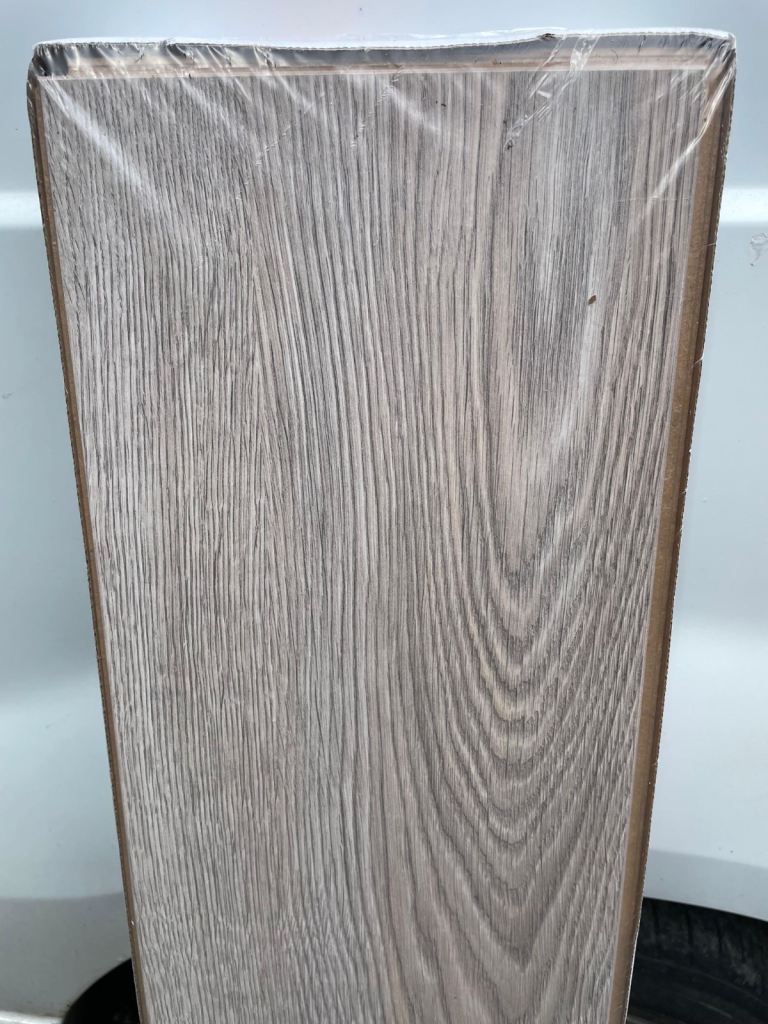 Agt 8mm laminate flooring Logan