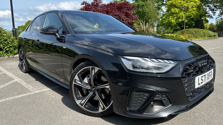 2022 Audi A4 Black Edition 40 TDI Quattro S Tronic | Comfort, Sound & Light Pack | Full Audi History