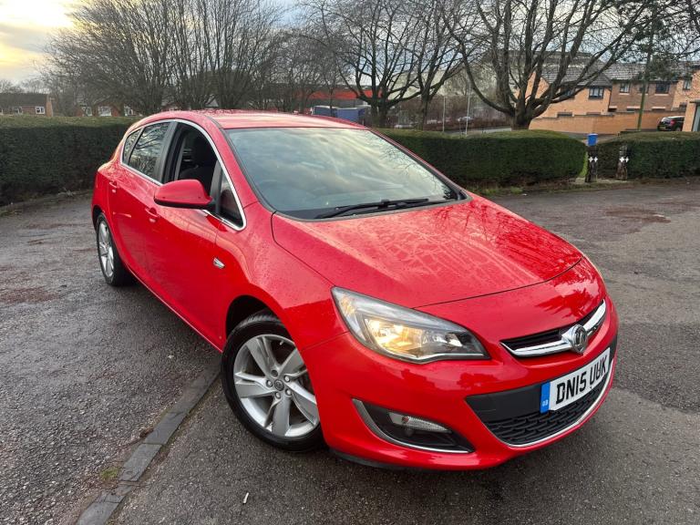 2015 Vauxhall Astra 1.4T 16V SRi 5dr HATCHBACK Petrol Manual