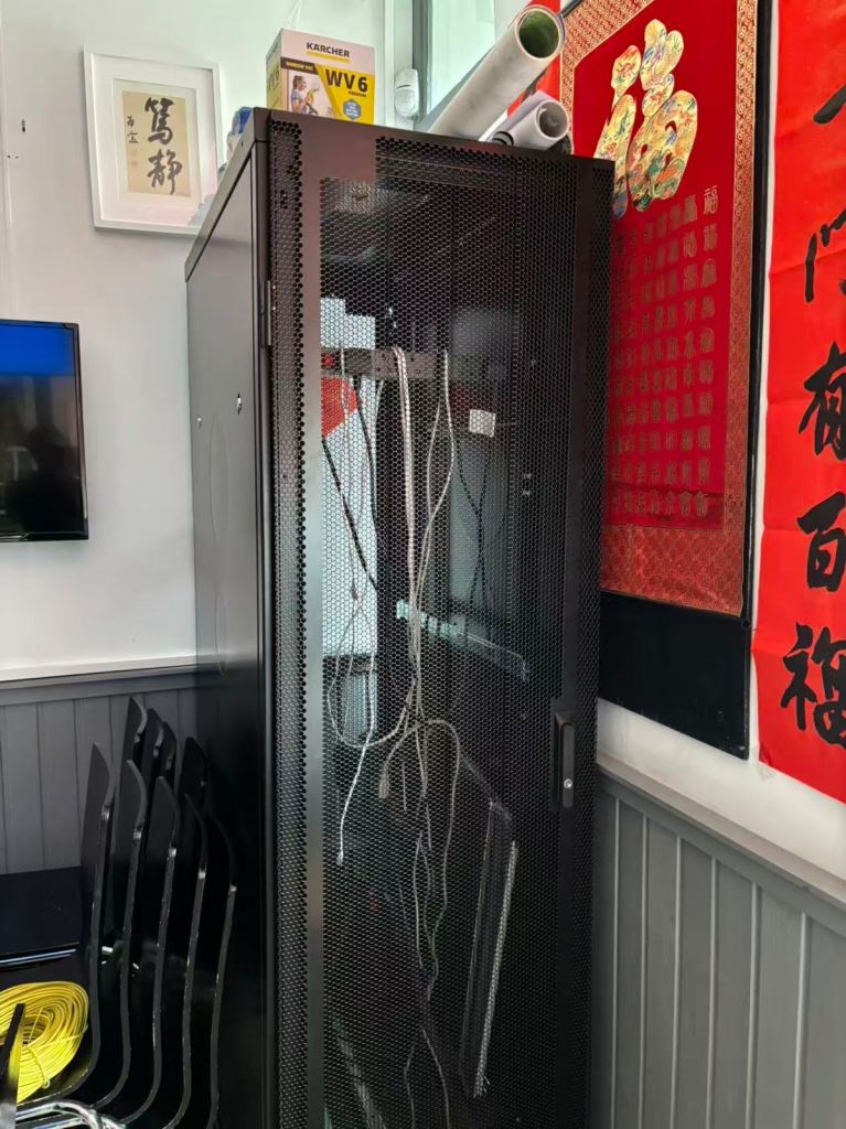 Big server box 