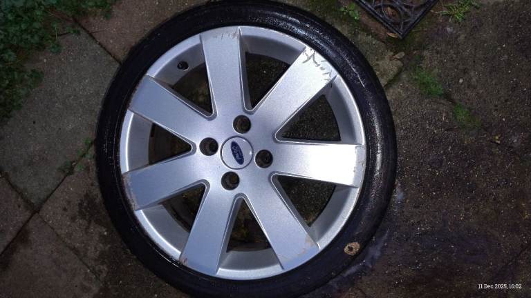 Ford Sports wheels. set of 4