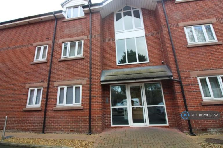 2 bedroom flat in Wove Court, Preston, PR1 (2 bed) (#2907852)