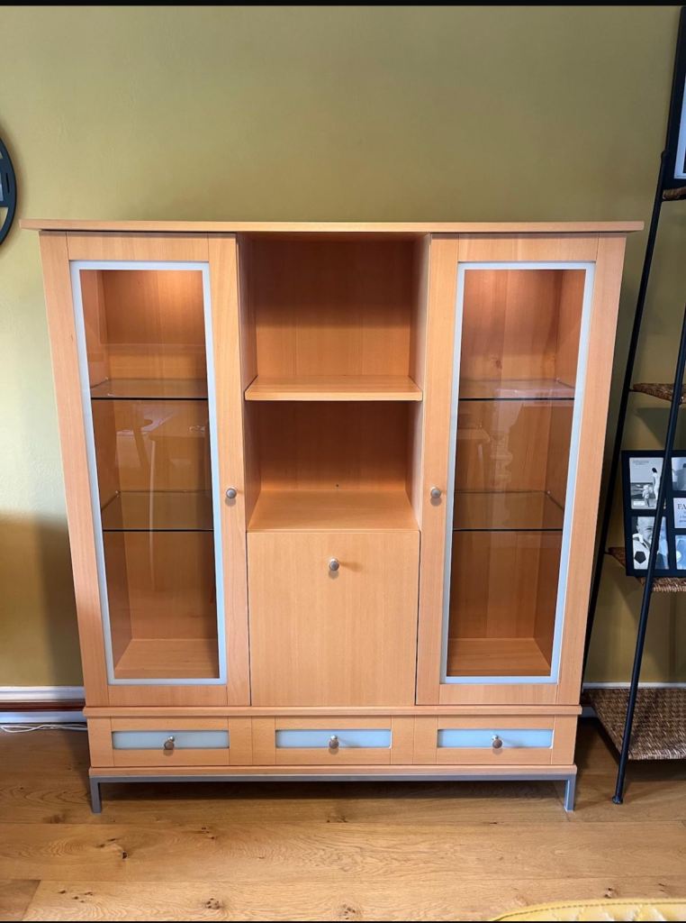 Solid Beech Sideboard/display cabinet 