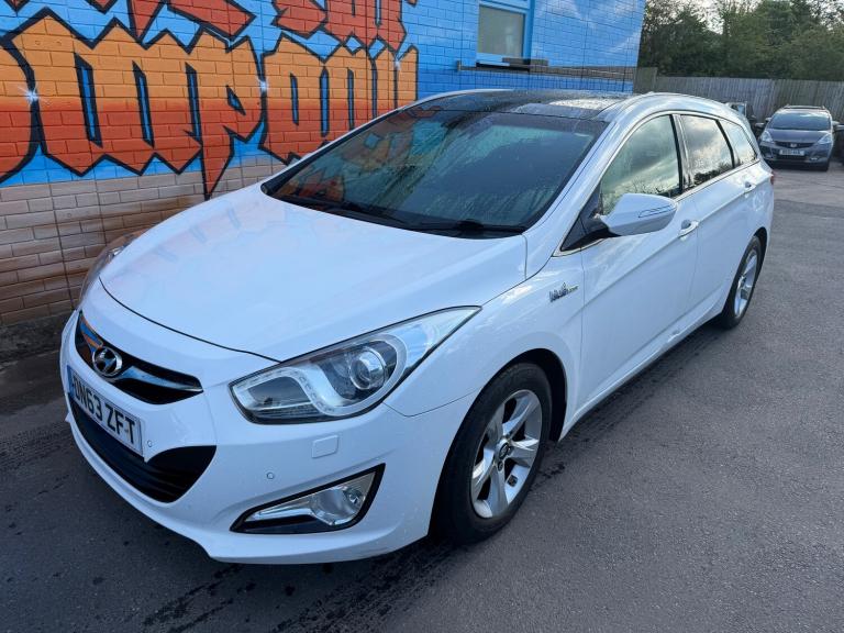 2014 Hyundai i40 1.7 CRDi Blue Drive Premium SE Estate 5dr Diesel Manual Euro 5