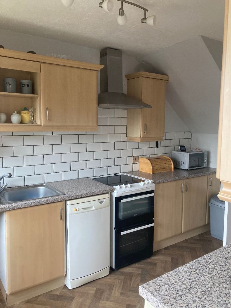 To let Mid Terrace two bedroomed house Macduff,