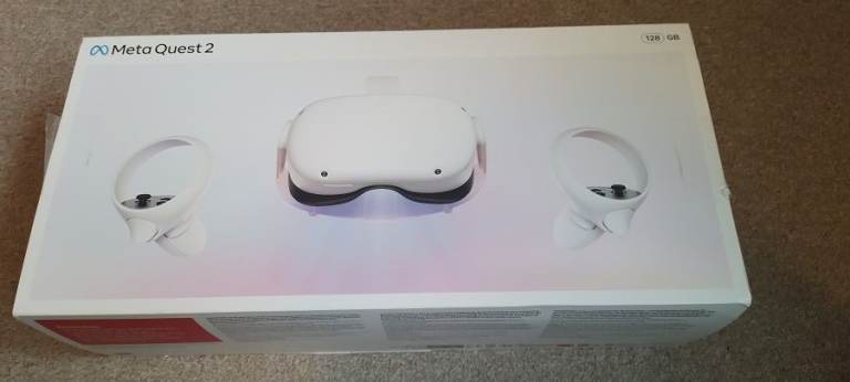 Meta Oculus 2 VR Headset and controllers