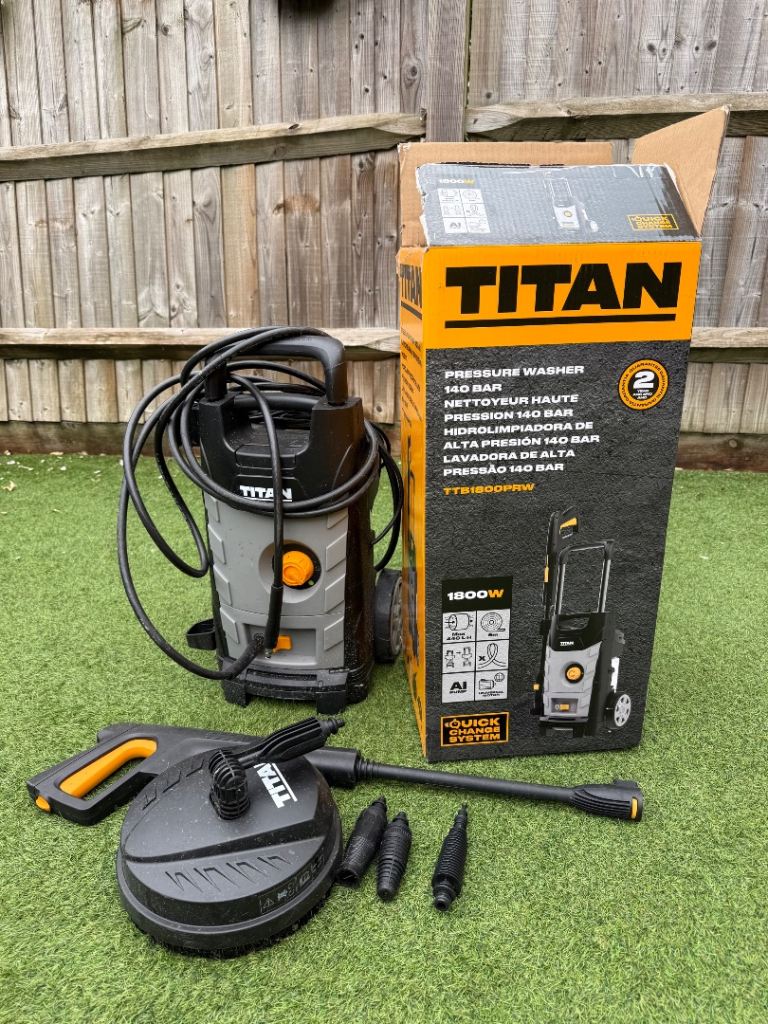 Titan pressure washer 