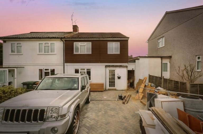 4 Bedroom 2 Bathroom house for rent