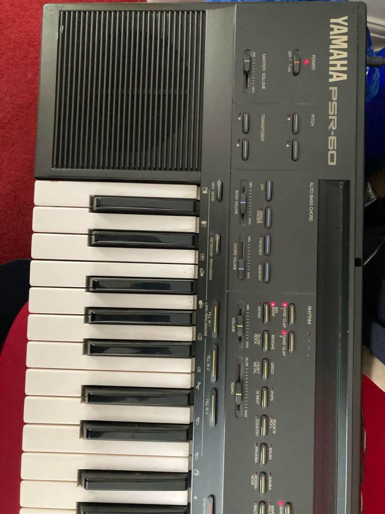 YAMAHA PSR-60 