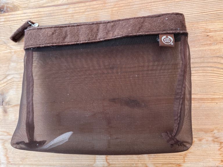Body shop zipped bag for toiletries. 8x6”. £1.