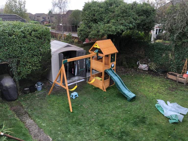 Kid’s Playhouse Swings/Slide