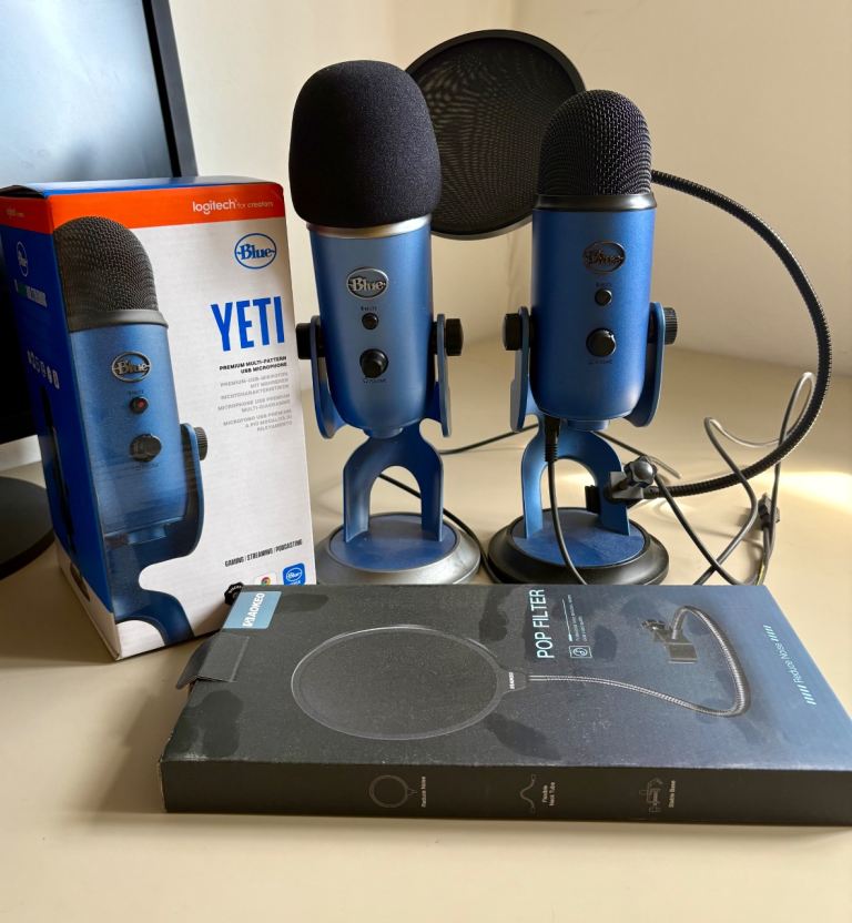 Logitech Blue Yeti Microphones with Pop Filter – Good Condition