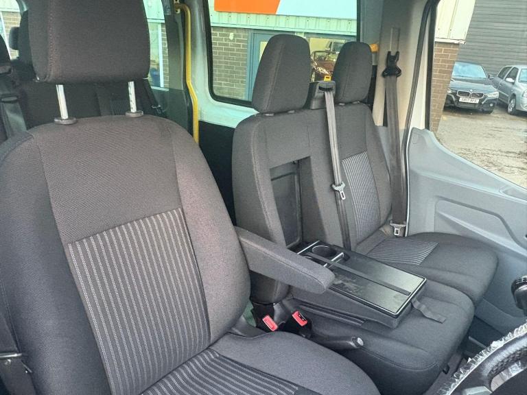 2017 Ford Transit 2.2 TDCi 125ps H2 15 Seater Trend NA DIESEL Manual