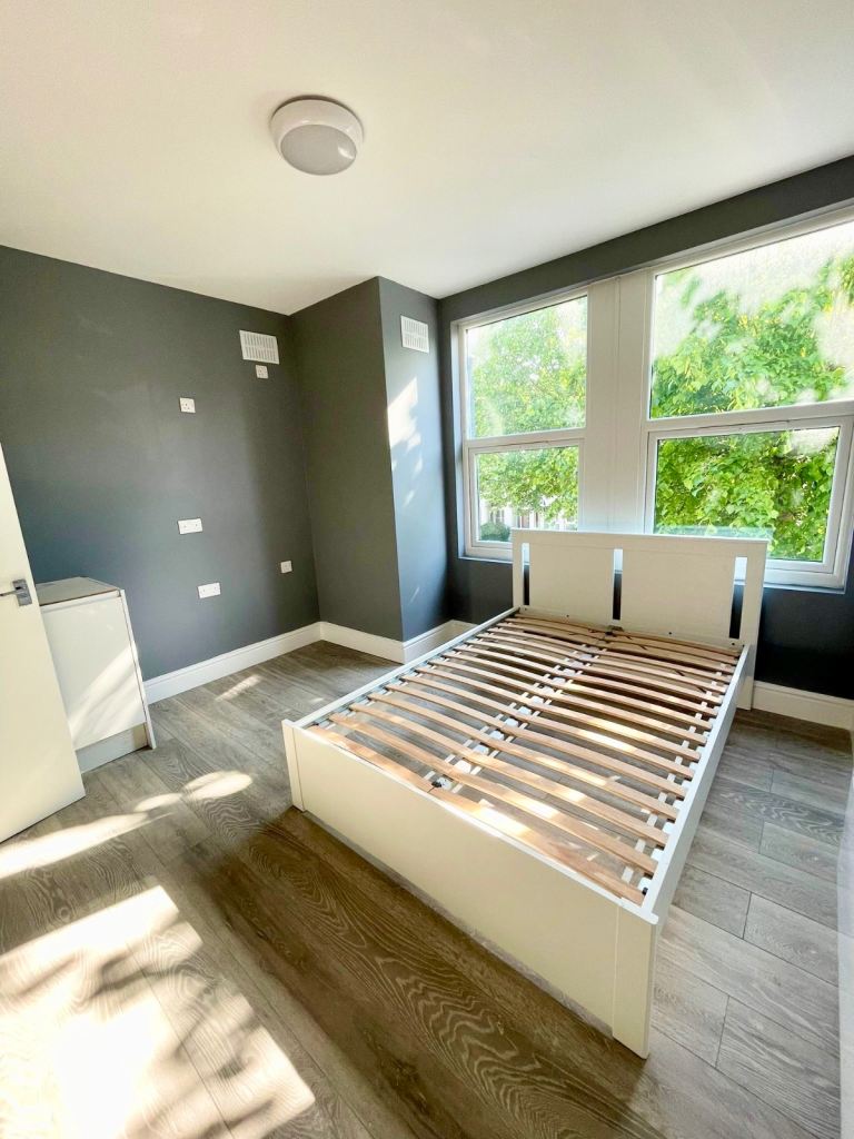 Rent *** NEW Double Room En-suite’s close to Norwood Junction station  