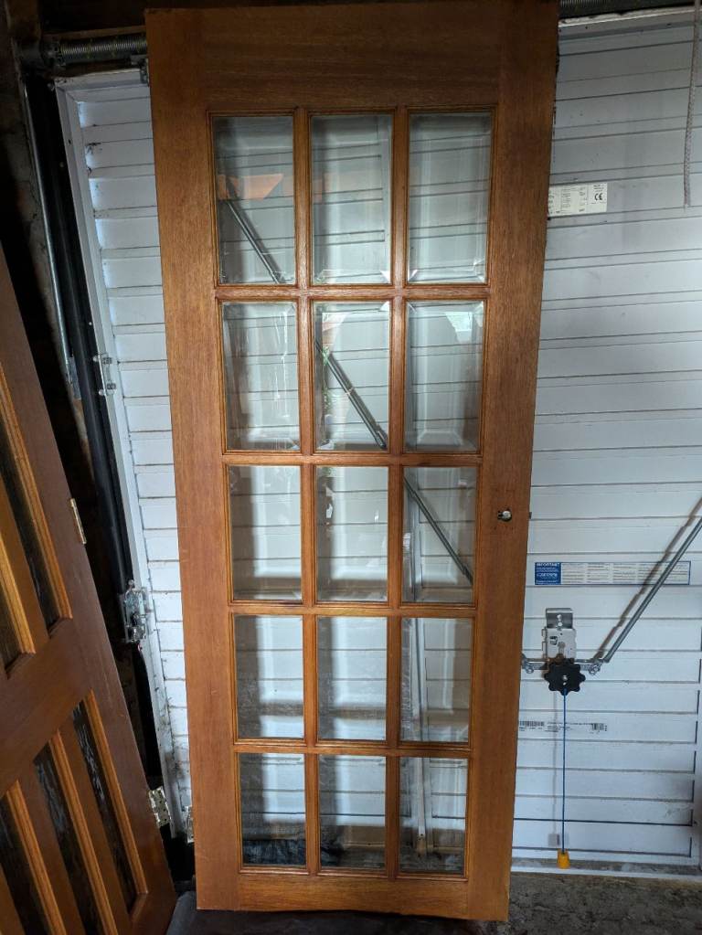 Free - 6 internal wooden doors 