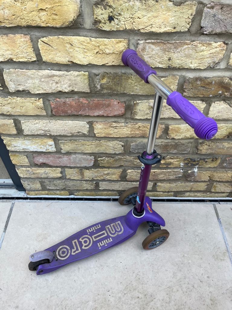 Micro ‘Mini’ Scooter purple 