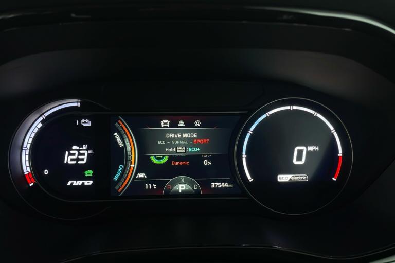  Kia Niro Electric 64kwh 2 Suv 5dr Electric Auto 201 Bhp Electric