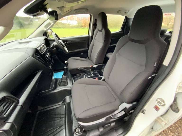 2022 Isuzu D-Max 1.9 TD Utility Pickup Double Cab 4dr Diesel Manual 4WD Euro 6 (s/s) (164 ps PICK...