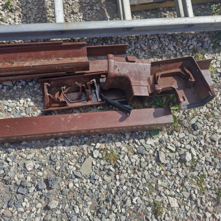 Bits of guttering and downpipe 