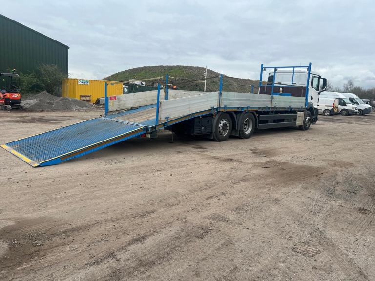 MAN/ ERF TGS 26-330 26 TONNE BEAVERTAIL , WINCH WARRANTED 122,801KM