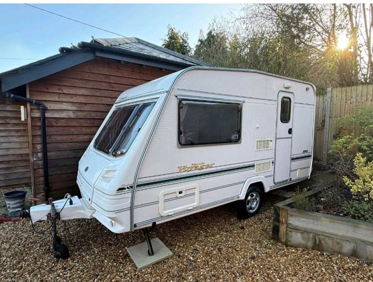 YOYAGER CARAVAN 1999