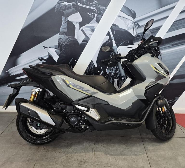 2026 HONDA ADV350