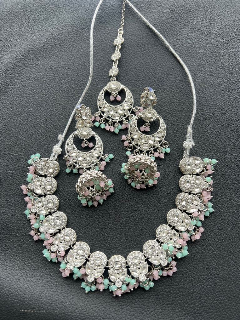 Stunning Silver-Tone Necklace & Earring Set Tikka  – New