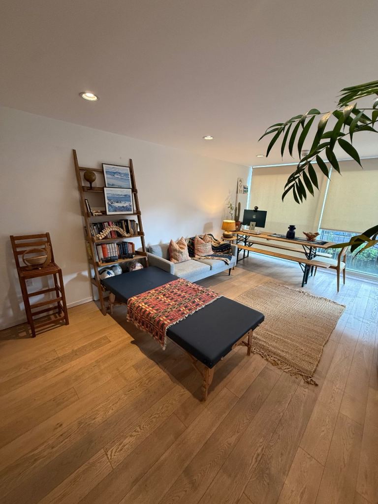 1 Bedroom 1 Bathroom Flat