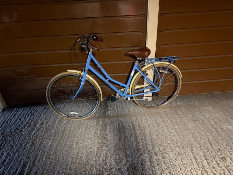 Ladies Pendleton bike
