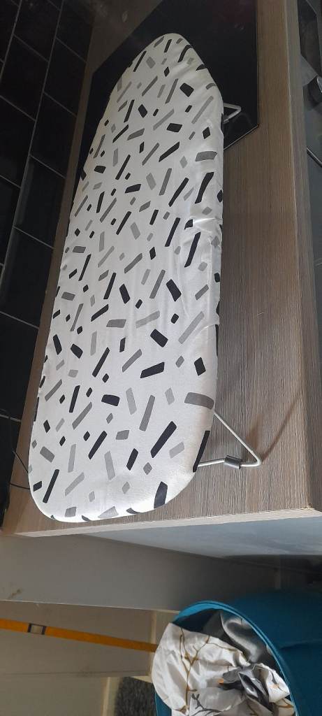 Mini ironing board 