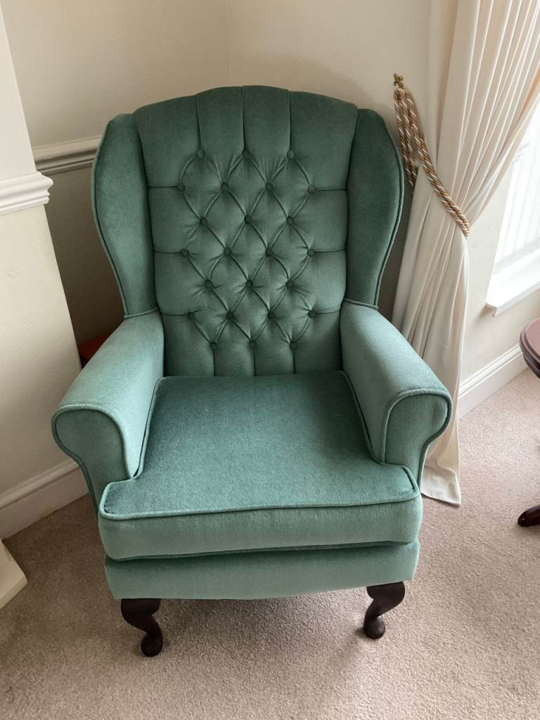 Chesterfield Wing back design 2 chairs Forest Green