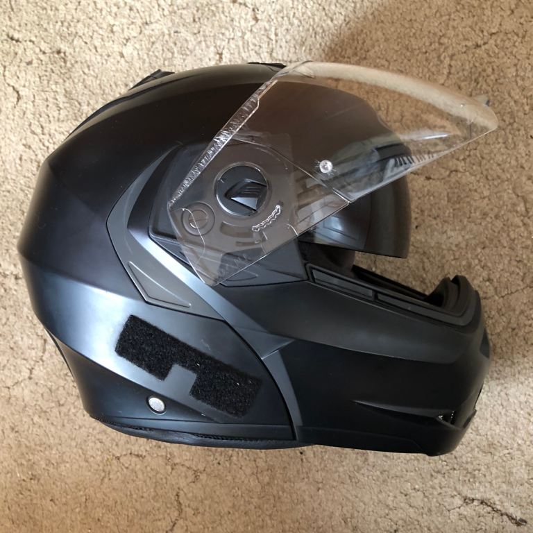 Motorcycle helmet