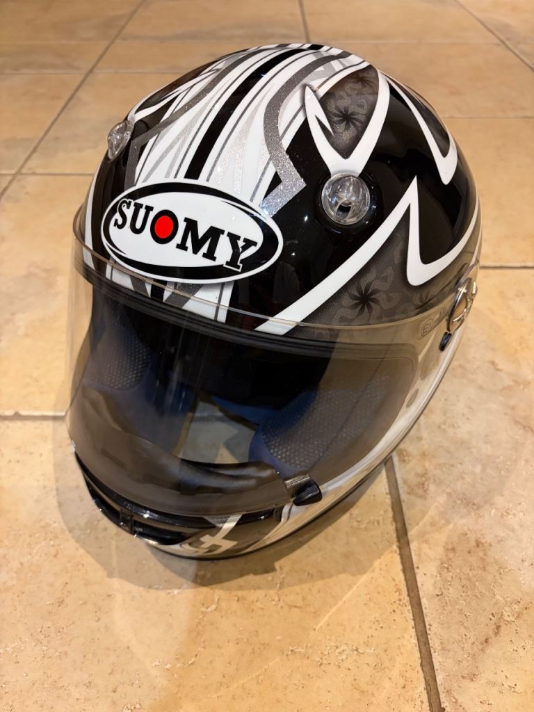 Suomi Vandal Pattern Grey Full Face Motorcycle Helmet