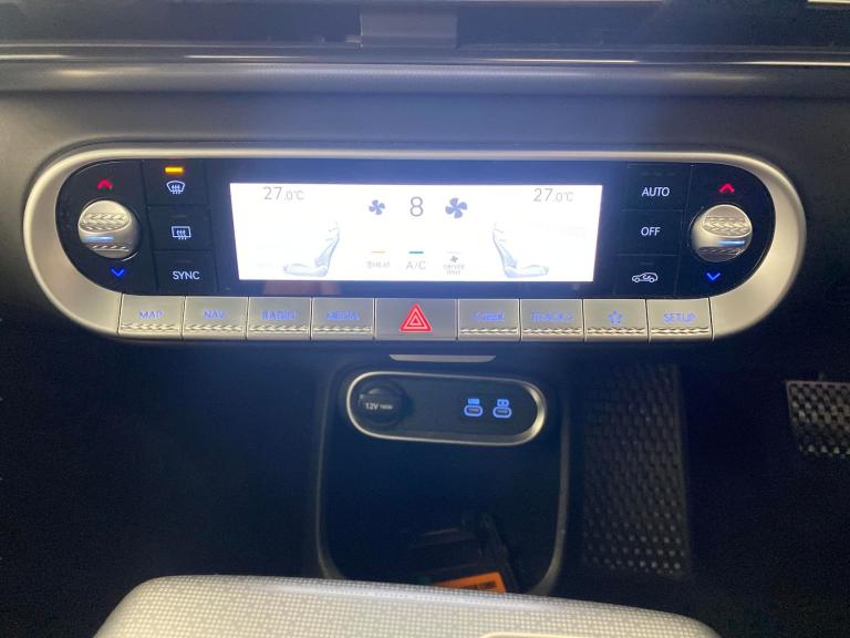 2022 Genesis GV60 77.4kWh Premium SUV 5dr Electric Auto (229 ps) - NAV - HEATED STEERING - BL Suv...