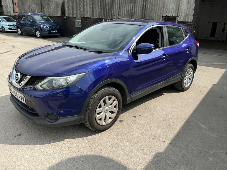 2014 Nissan Qashqai 1.2 DiG-T Visia [Smart Vision Pack] 5dr HATCHBACK Petrol Manual