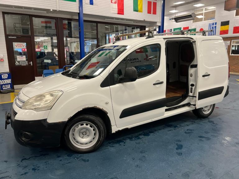 2010 Citroen Berlingo 750 L2 LX 1.6HDI 90PS 3 SEAT LWB VAN --------------------------------------...