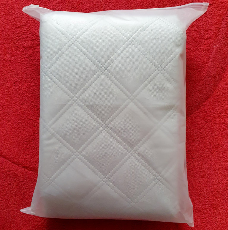 Windscreen Shield. One Size 147 x 116cm.  Brand NEW